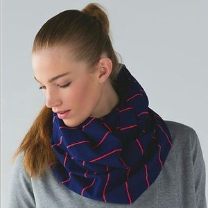 Lululemon Vinyasa Scarf